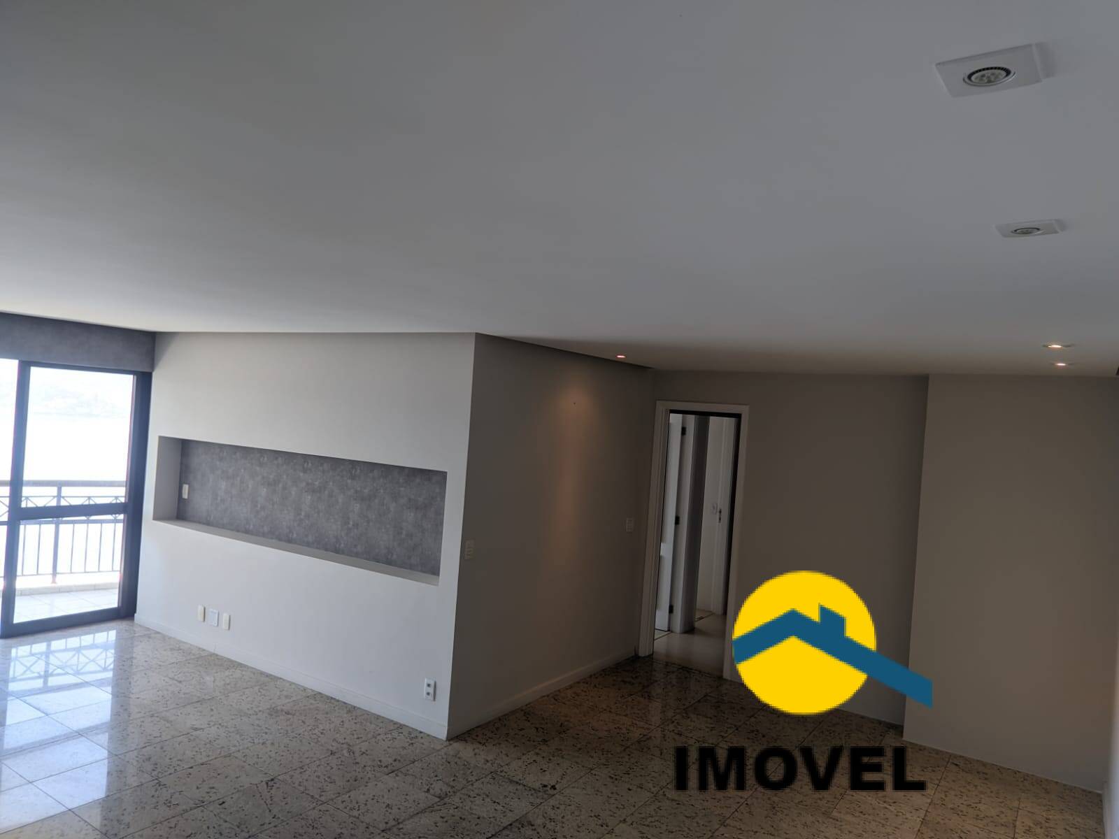 Apartamento à venda com 4 quartos, 170m² - Foto 12