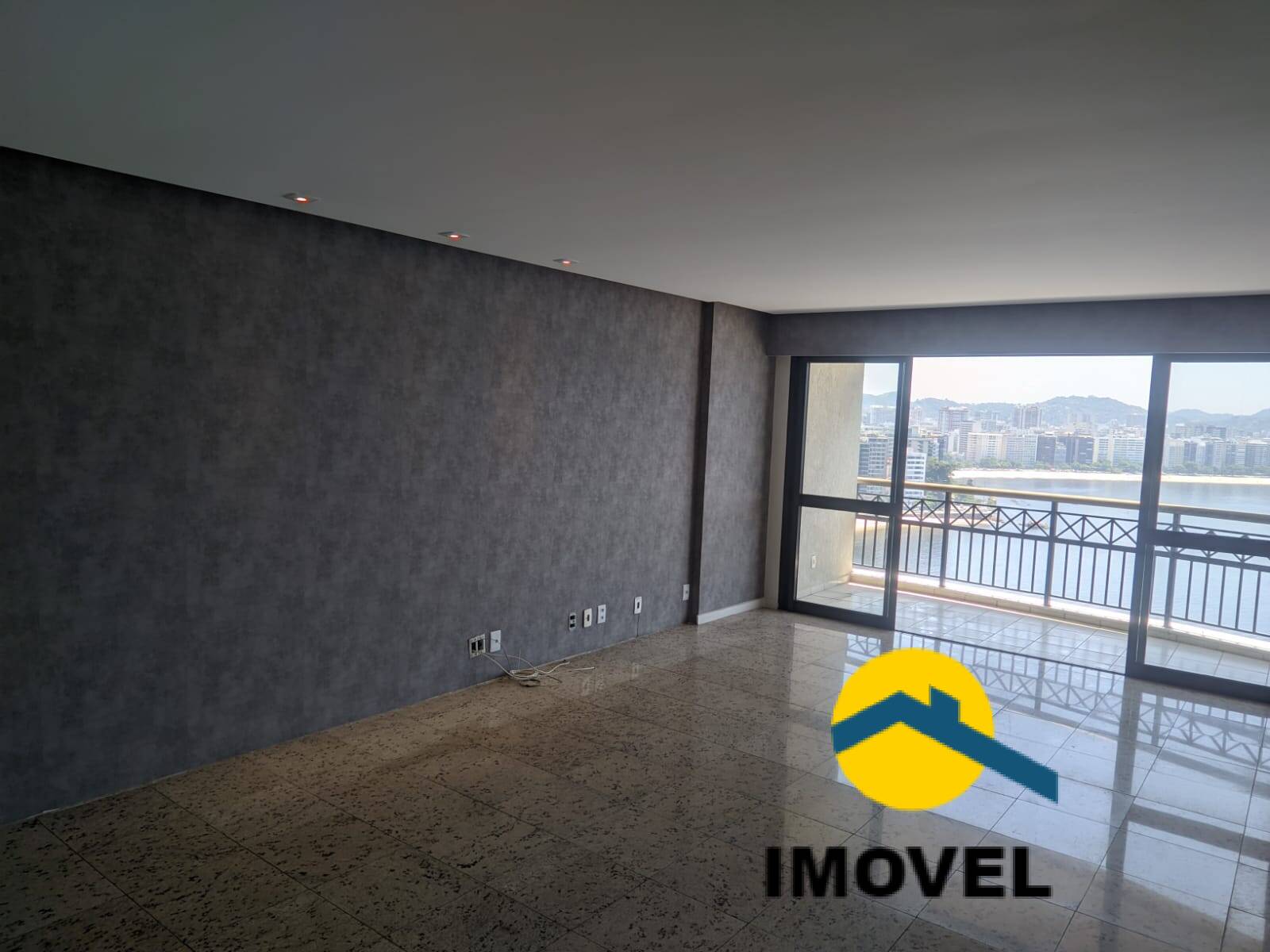 Apartamento à venda com 4 quartos, 170m² - Foto 5