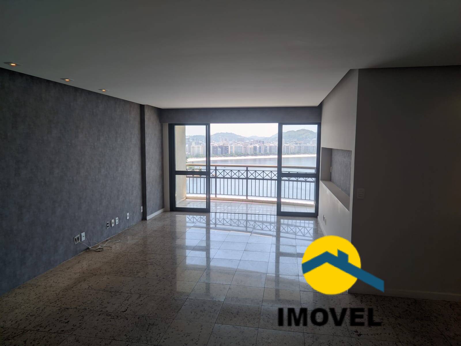 Apartamento à venda com 4 quartos, 170m² - Foto 3