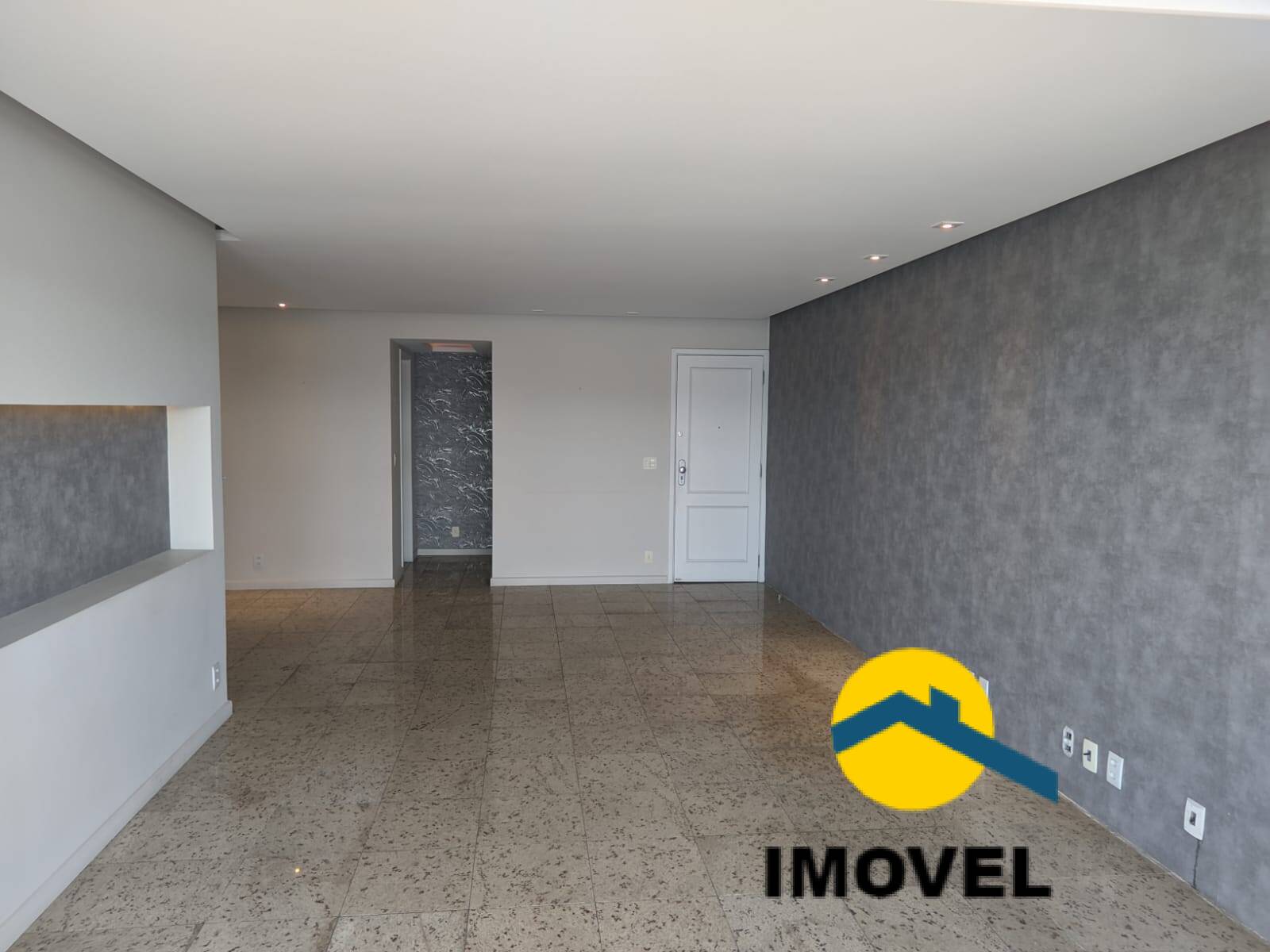 Apartamento à venda com 4 quartos, 170m² - Foto 11