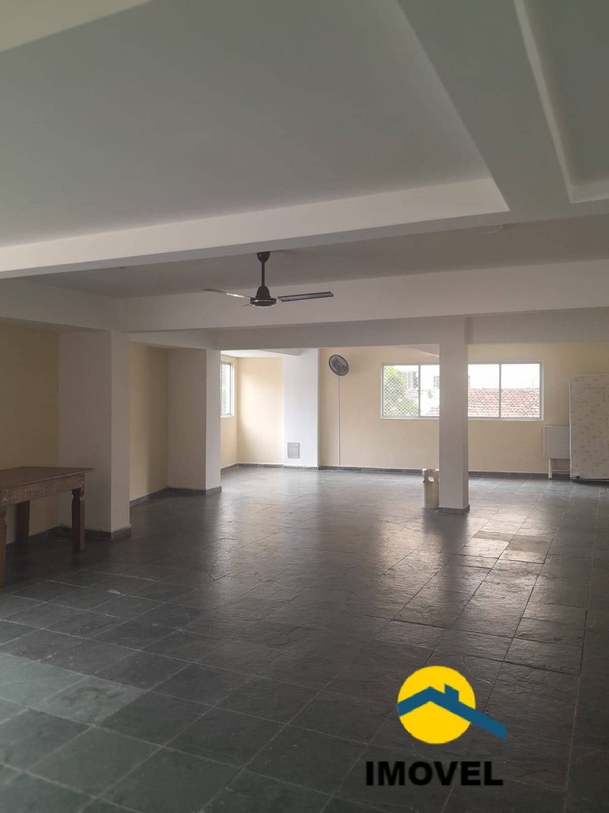 Apartamento à venda com 2 quartos, 70m² - Foto 30