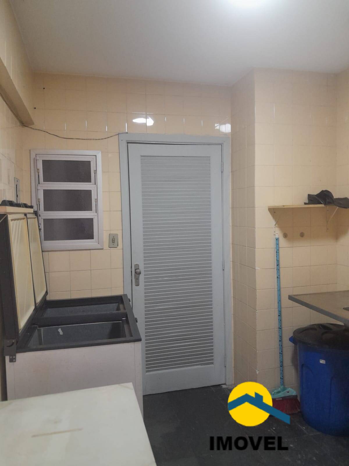 Apartamento à venda com 2 quartos, 70m² - Foto 31