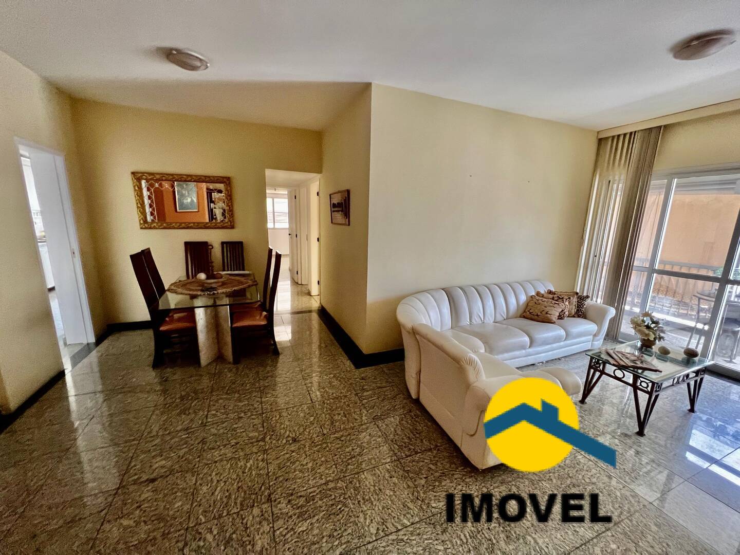 Apartamento à venda com 3 quartos, 161m² - Foto 1