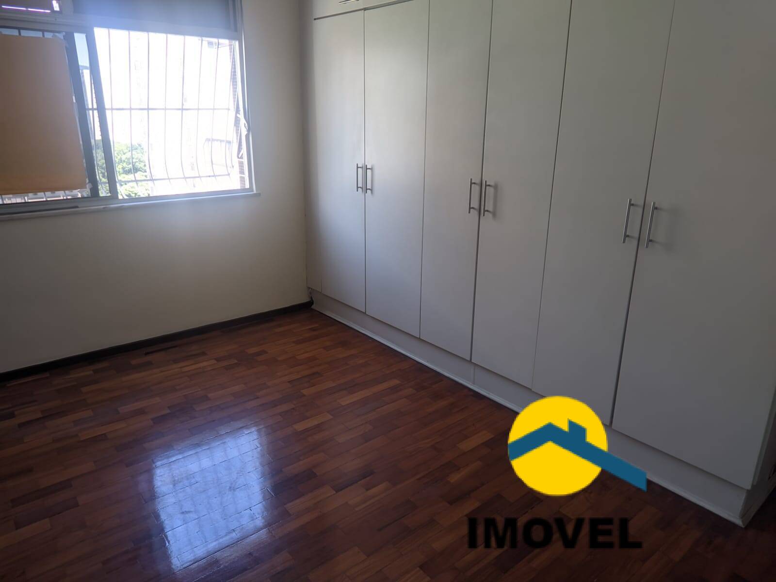 Apartamento à venda com 3 quartos, 130m² - Foto 15