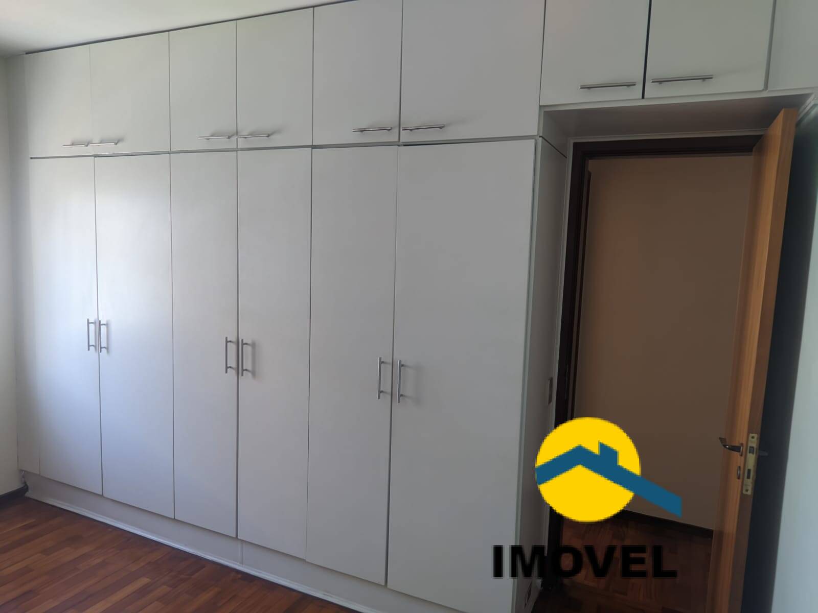 Apartamento à venda com 3 quartos, 130m² - Foto 17