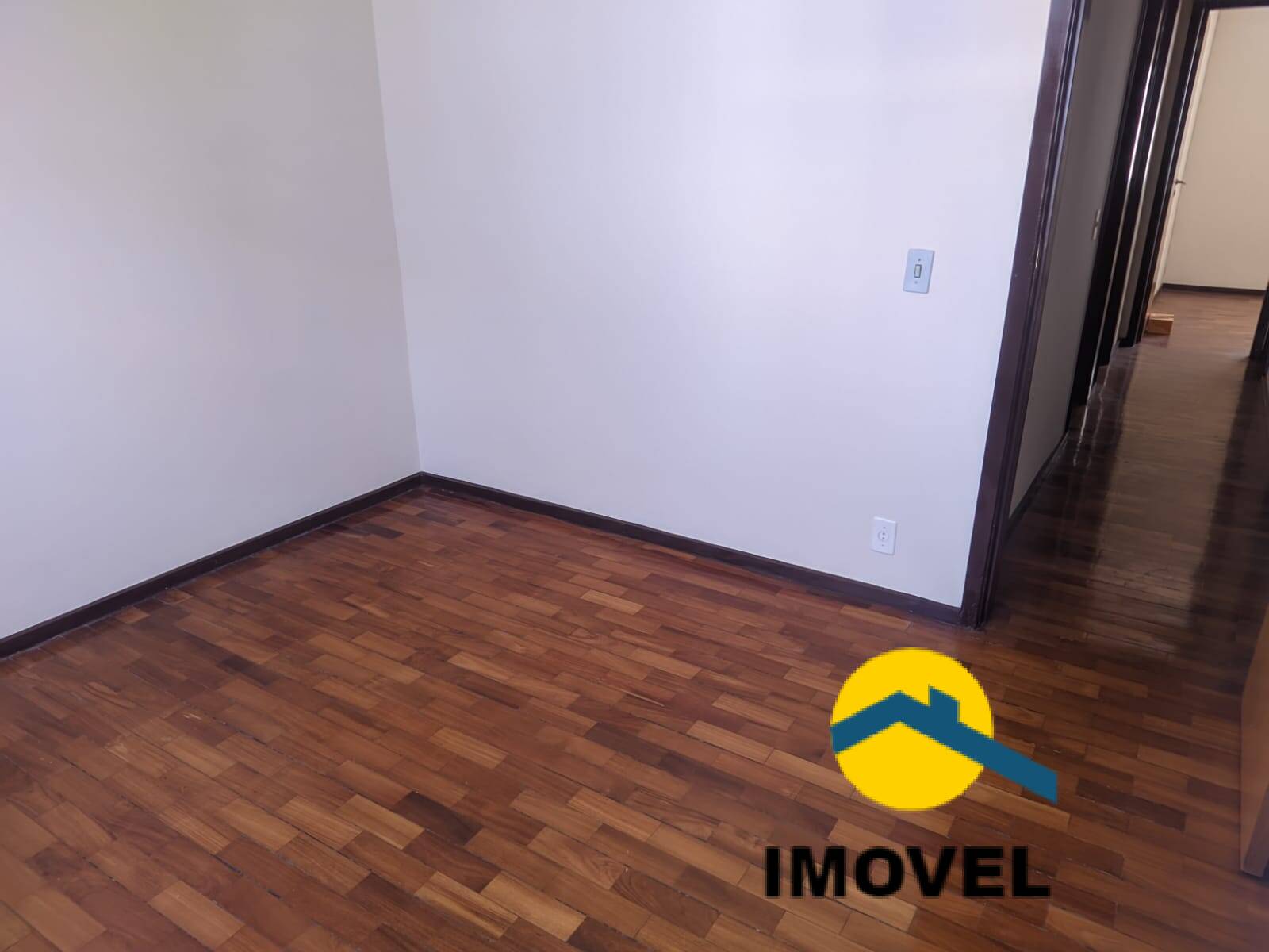 Apartamento à venda com 3 quartos, 130m² - Foto 12