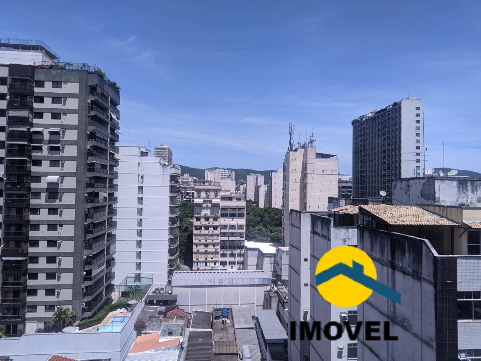 Apartamento à venda com 3 quartos, 130m² - Foto 16