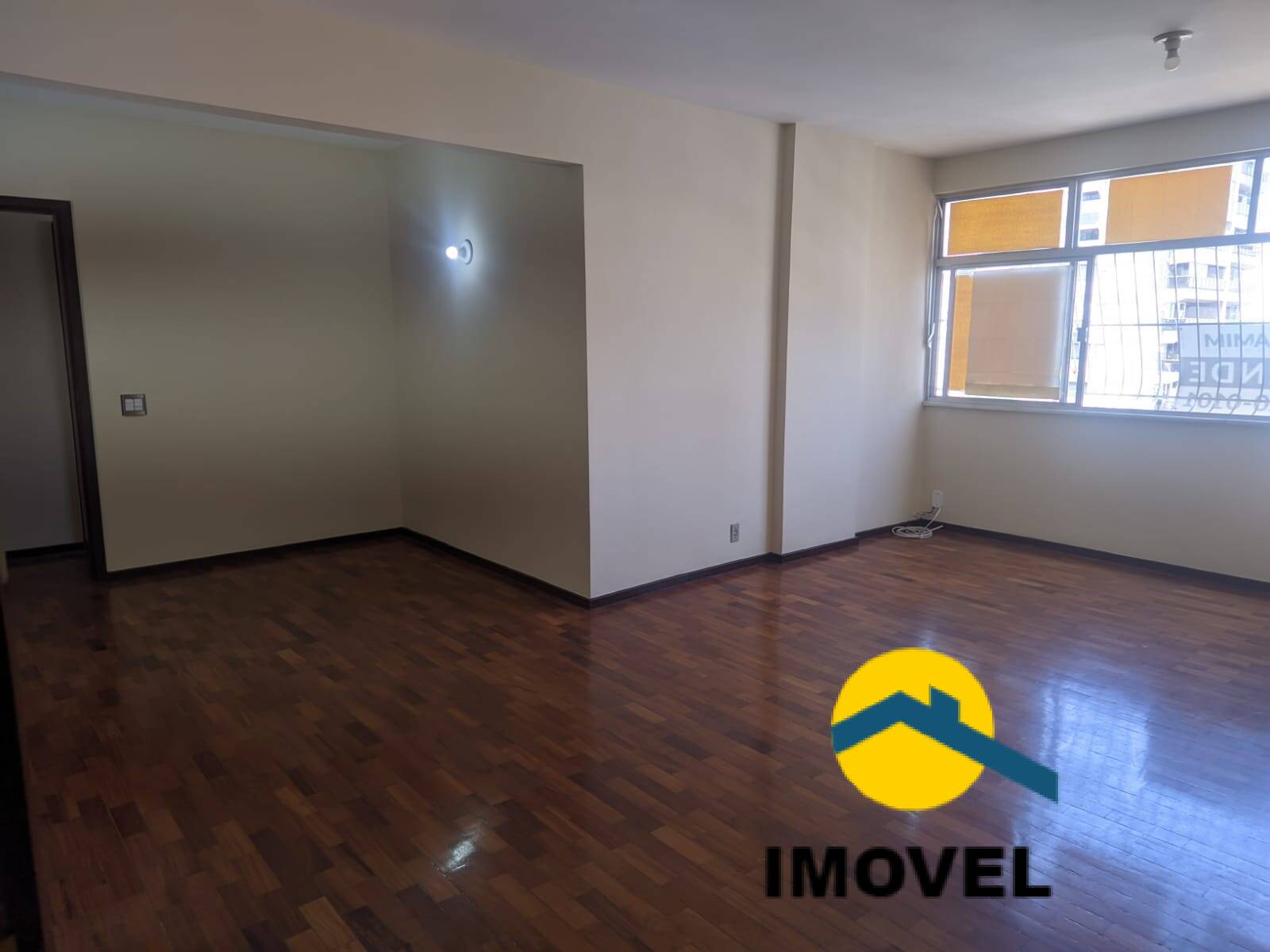 Apartamento à venda com 3 quartos, 130m² - Foto 4